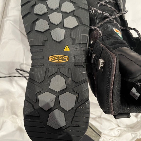 Men’s KEEN 8” work boots size 14 2E - Picture 8 of 10